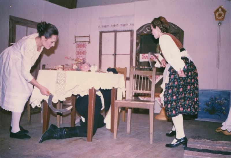 Az egyesület színjátszóinak előadása: Tamási Áron: Énekes madár