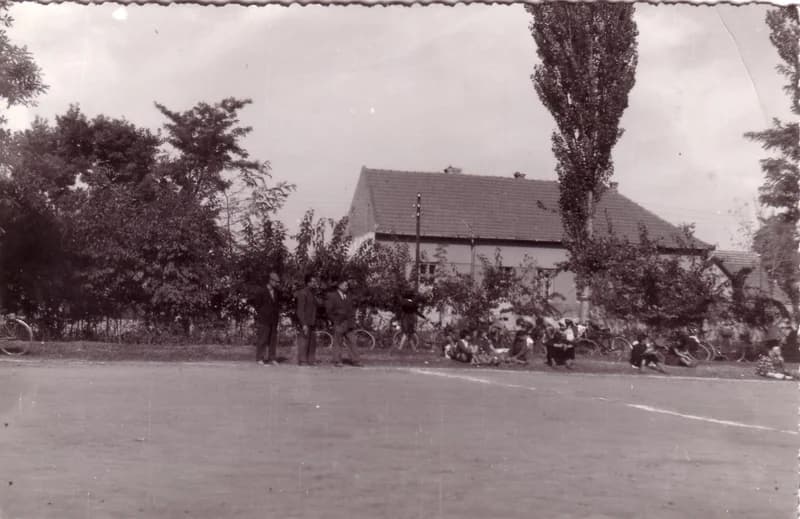 Kézilabda  pályán