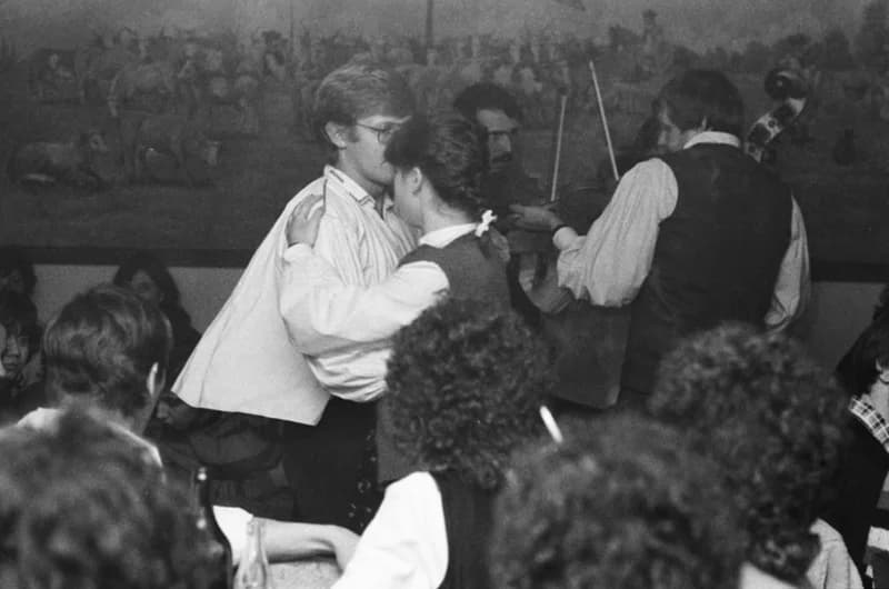 Batyubál a Gulyáscsárdában a Hívogató zenekarral