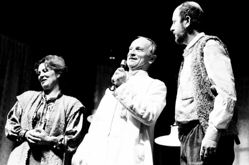 Aznap, amikor a pápát elrabolták