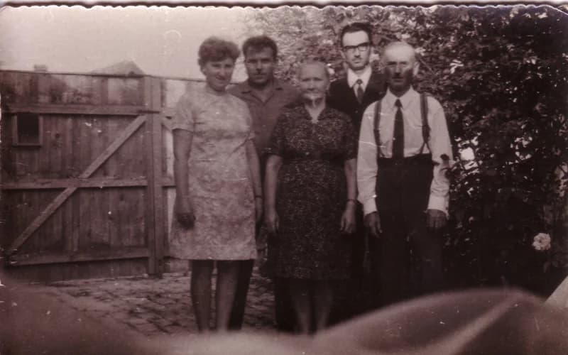 Nagy János családjával