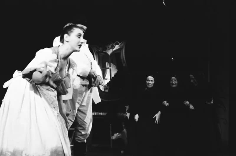 Tóth E.: A falu rossza, avagy a negyedik ablak /r.: Hernyák Gy./