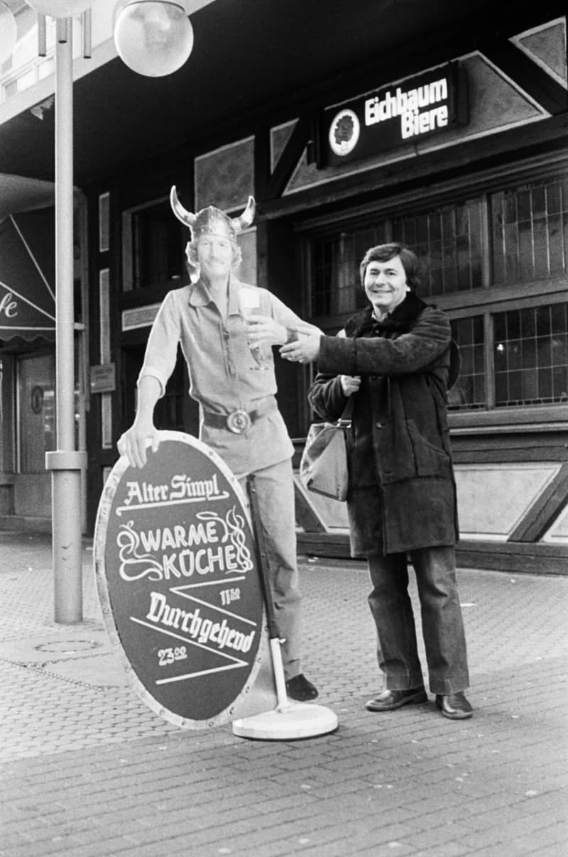 NSZK - Stuttgartban  Göncz Jánosnál