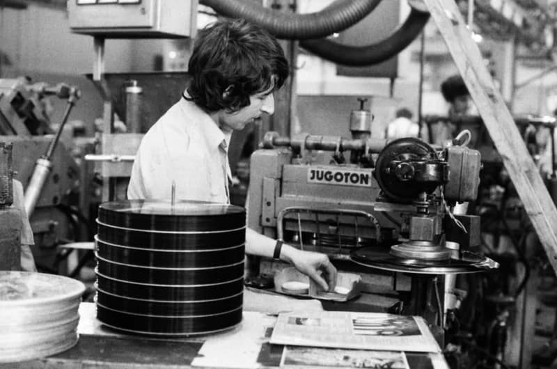 A Jugoton lemezgyárban
