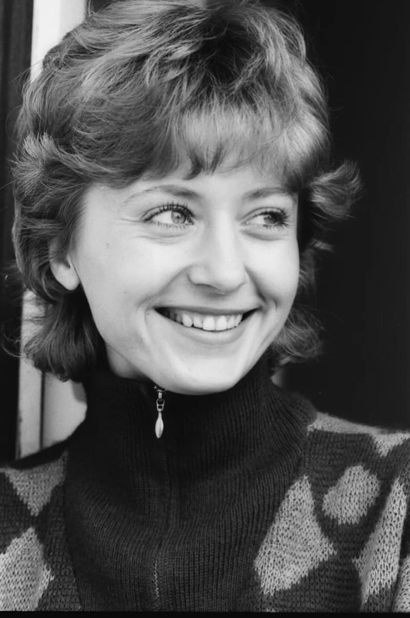 "R" Rövid Eleonóra. Fotók a műsorfüzetbe