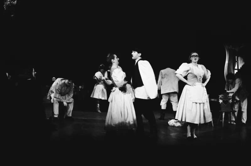 Tóth E.: A falu rossza, avagy a negyedik ablak /r.: Hernyák Gy./