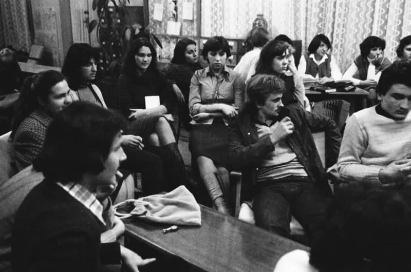 A Képes Ifjúság Topolyán a könyvtárban