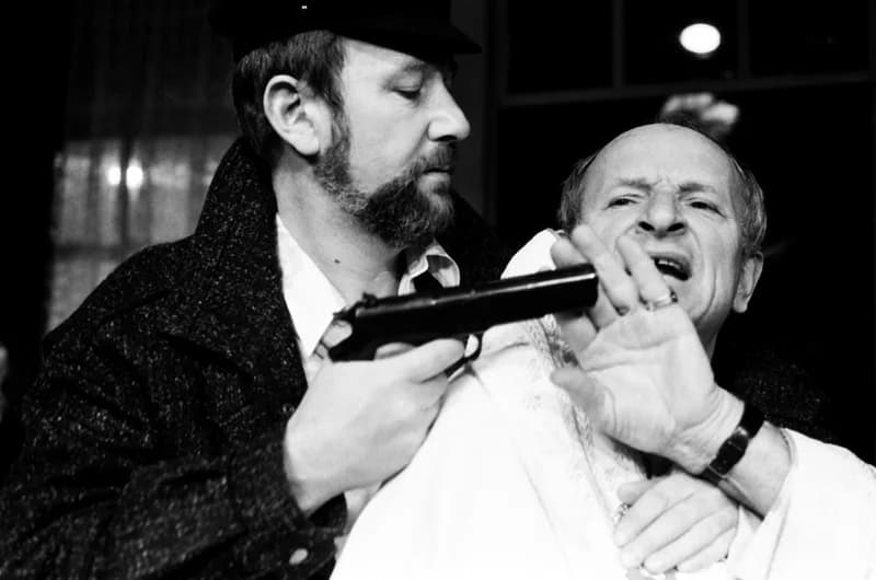 Aznap, amikor a pápát elrabolták