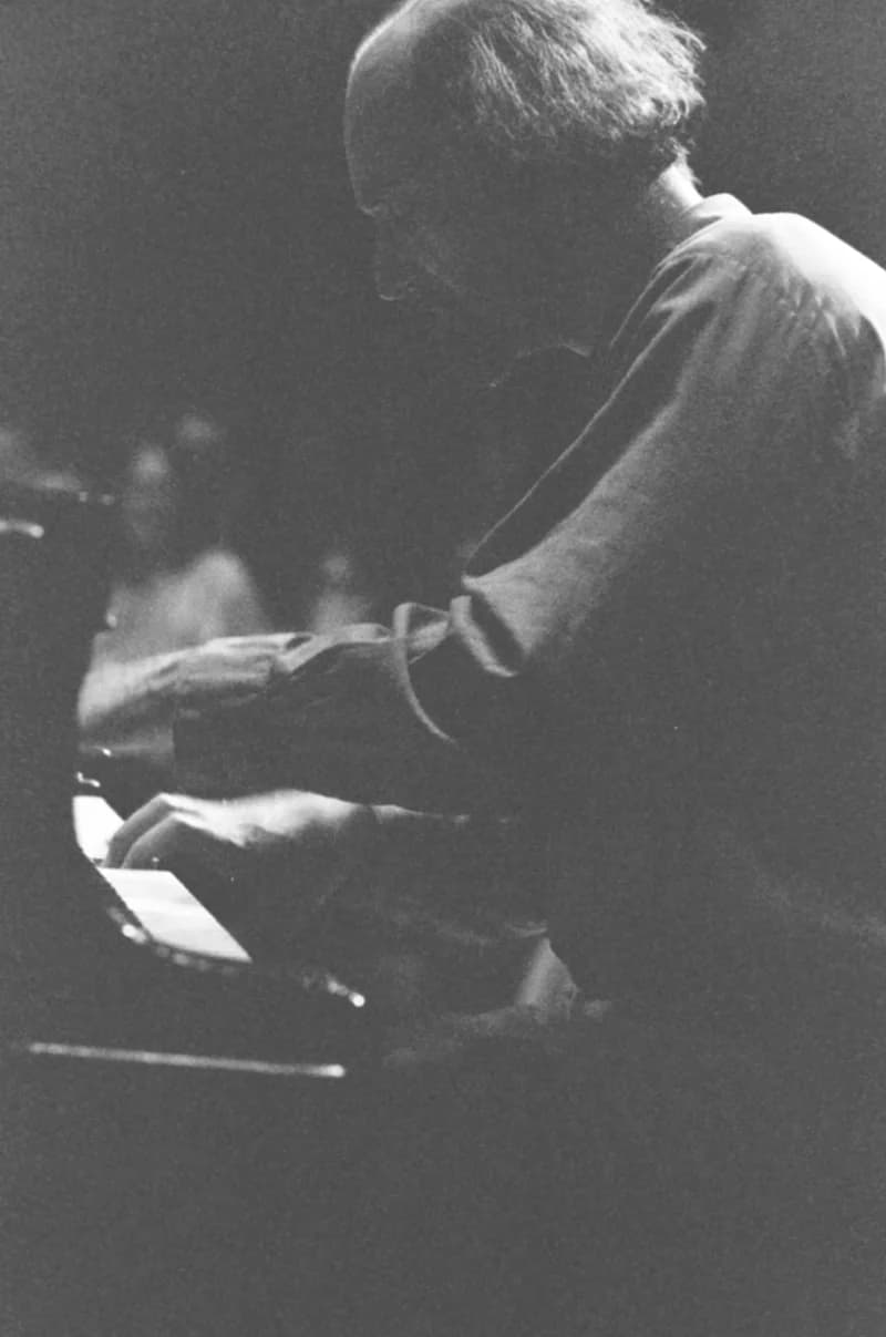 Szabados György /M-Stúdió/