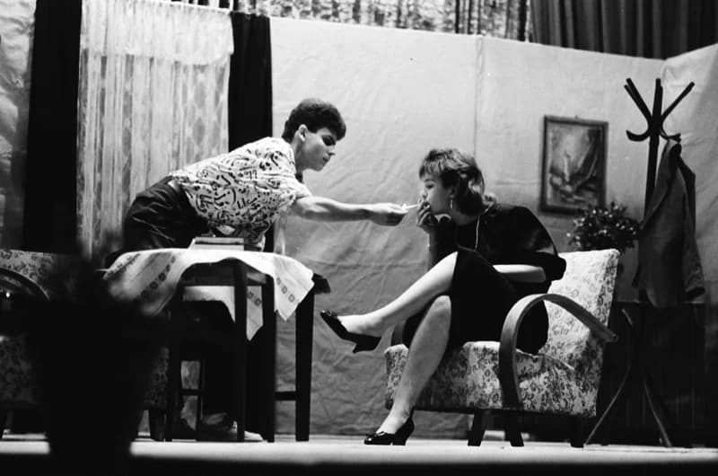 Négyesfogat. Kupuszinai műkedvelők