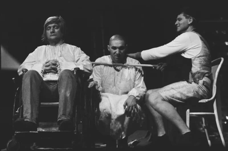 Tömöry Péter (r.), Tolnai Ottó: Paripacitrom 