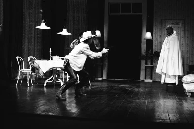 Aznap, amikor a pápát elrabolták