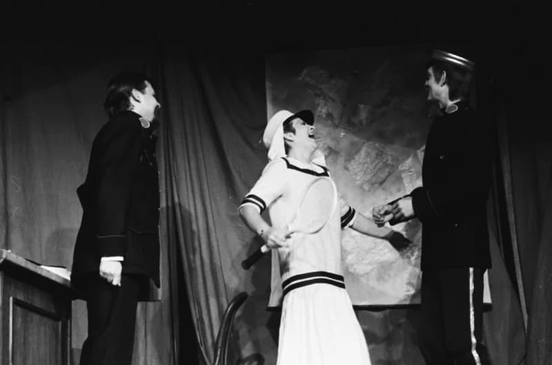 Rejtő Jenő : Kabaré (IV.)