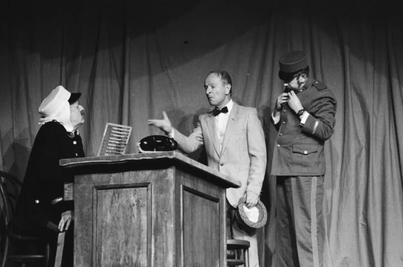 Rejtő Jenő: Kabaré (IV.)