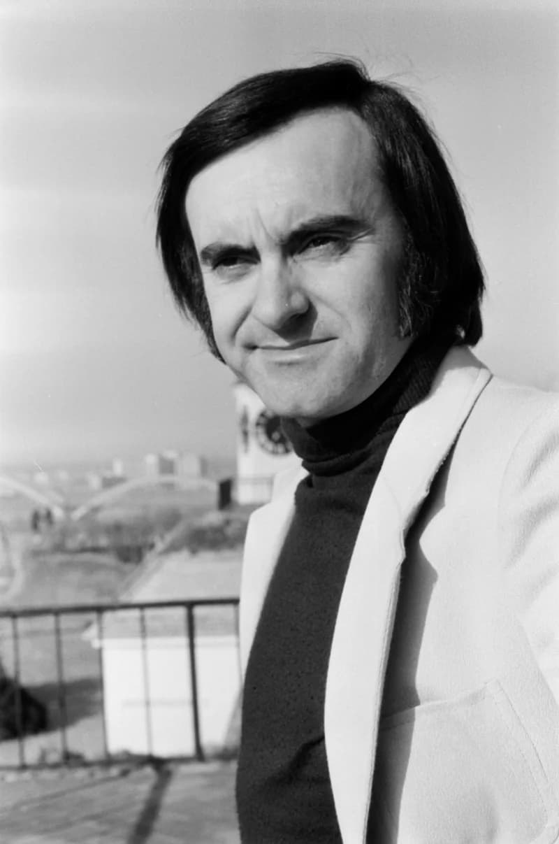 Stevan Zarić - dalszerző és szólóénekes