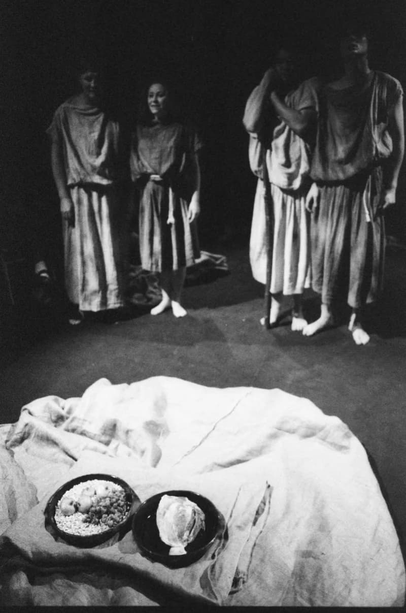 A. Miller: A világ teremtése, Újvidéki Színház bemutató