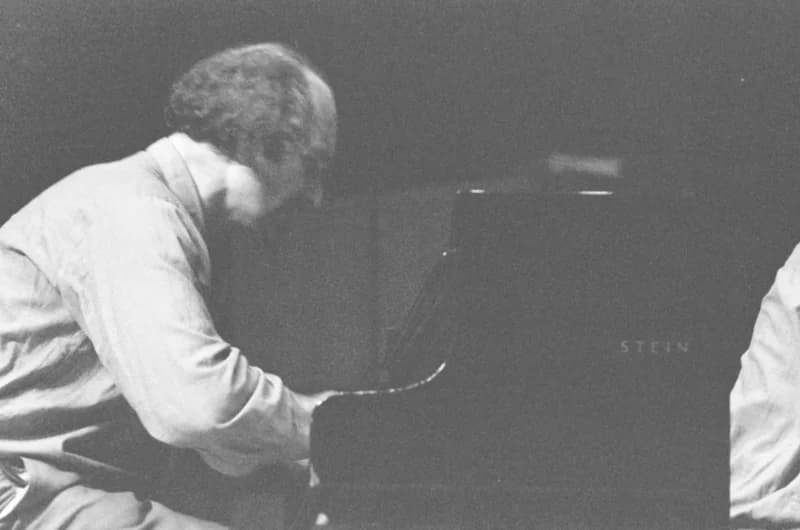 Szabados György /M-Stúdió/