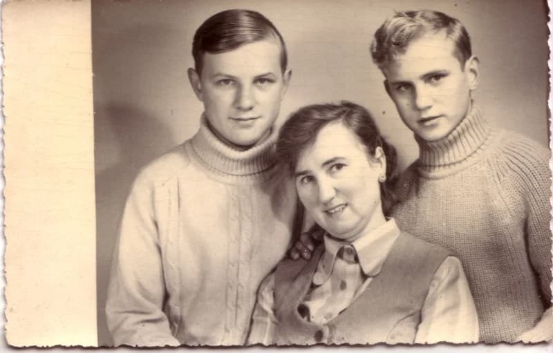 Bognár Otília fiaival