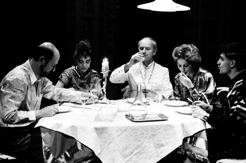 Aznap, amikor a pápát elrabolták