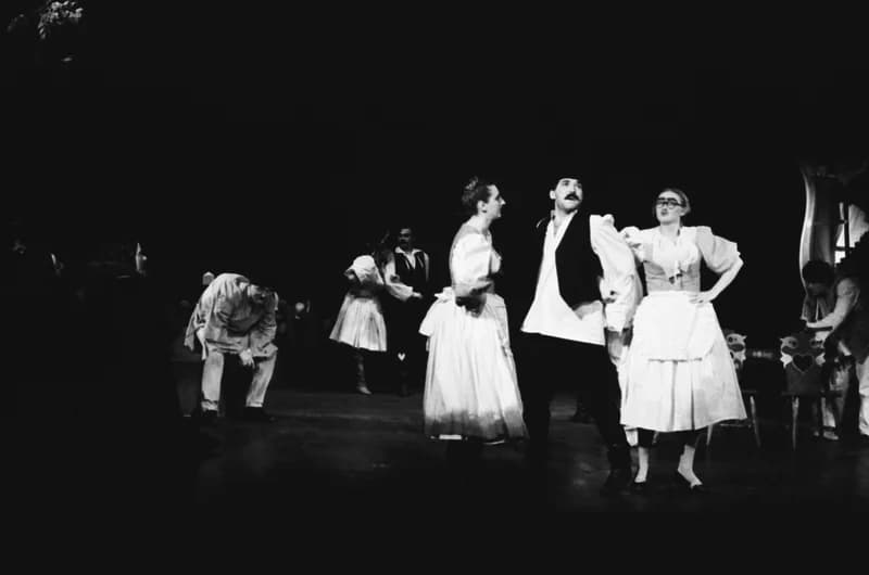 Tóth E.: A falu rossza, avagy a negyedik ablak /r.: Hernyák Gy./