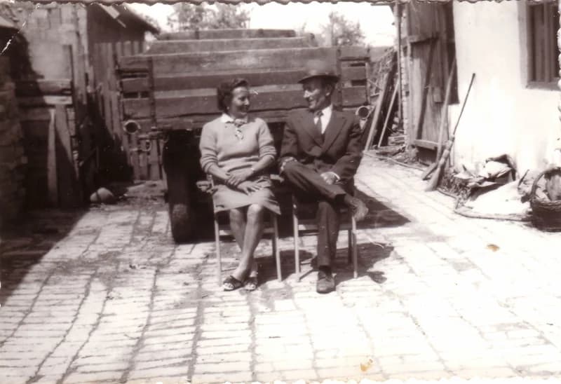 Sőreg  József feleségével