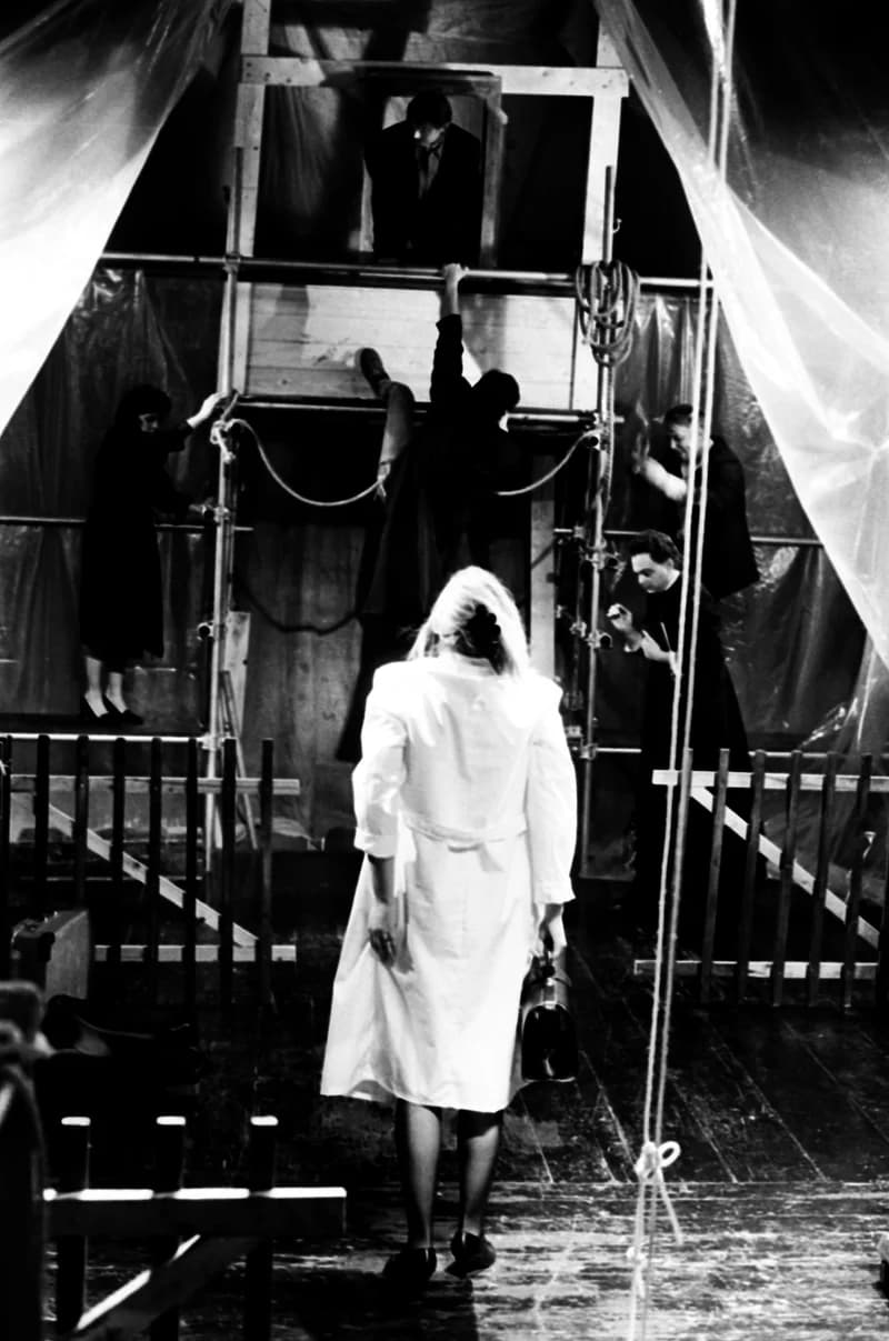 Gobby Fehér Gy.: A hajó (r.: Soltis Lajos) /próba/