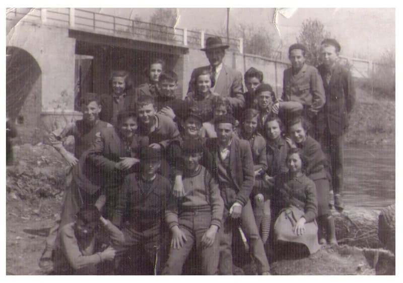 Osztálykép a Sebes-foki hídnál (7b)