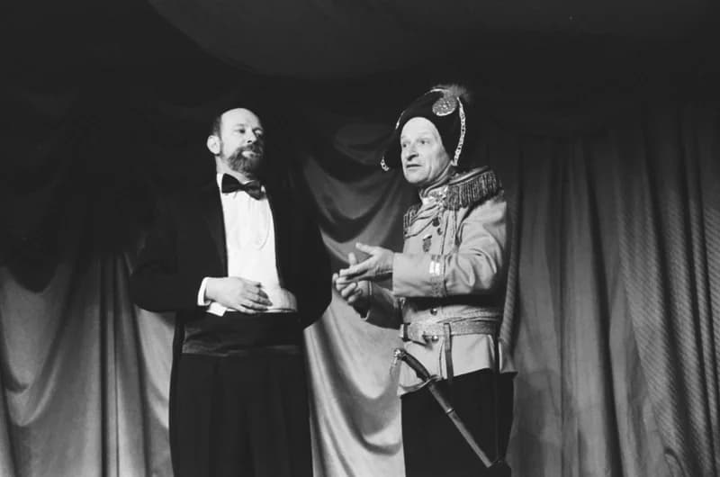 Rejtő: Kabaré (IV.)