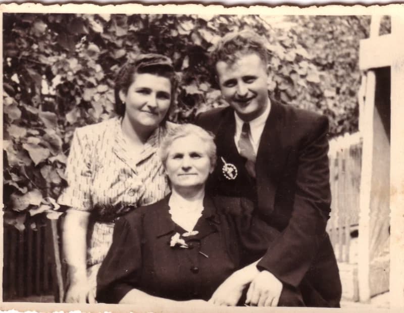 Nagy Béla családjával