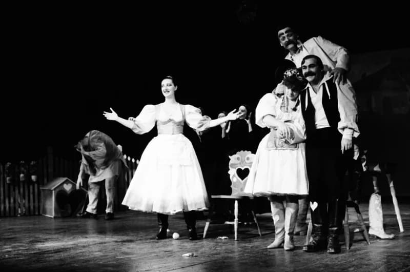 Tóth E.: A falu rossza, avagy a negyedik ablak /r.: Hernyák Gy./