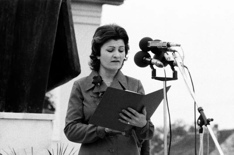 Emlékmű átadás Lovćenacon