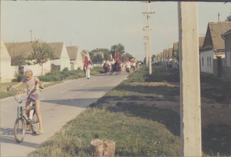 Hertelendyfalvi Arató Napok - felvonulás