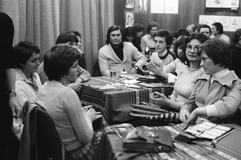 KMV - Becsei Önképzőkörösök a Fórum Klubban