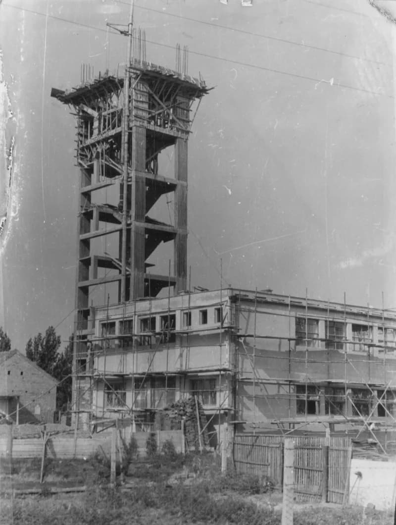 Az épülő tűzoltótorony