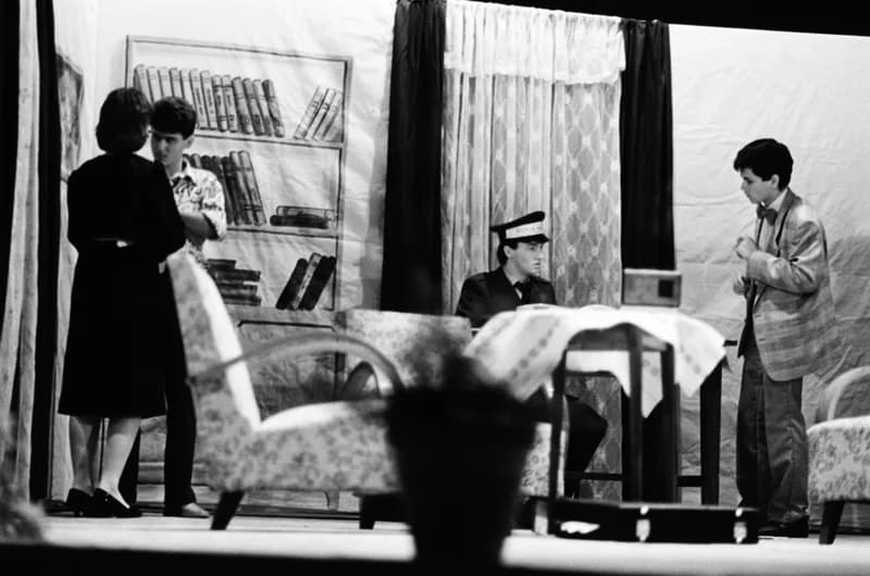 Négyesfogat. Kupuszinai műkedvelők