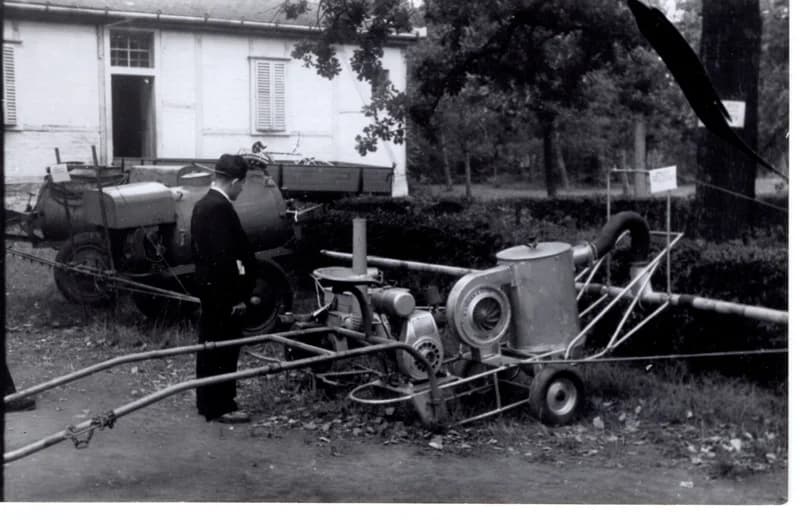 Ünnepi kiállítás - mezőgazdasági gépek