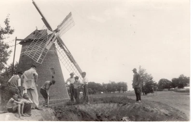 Régészeti ásatás a szélmalomnál