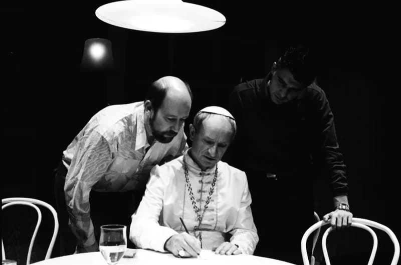 Aznap, amikor a pápát elrabolták