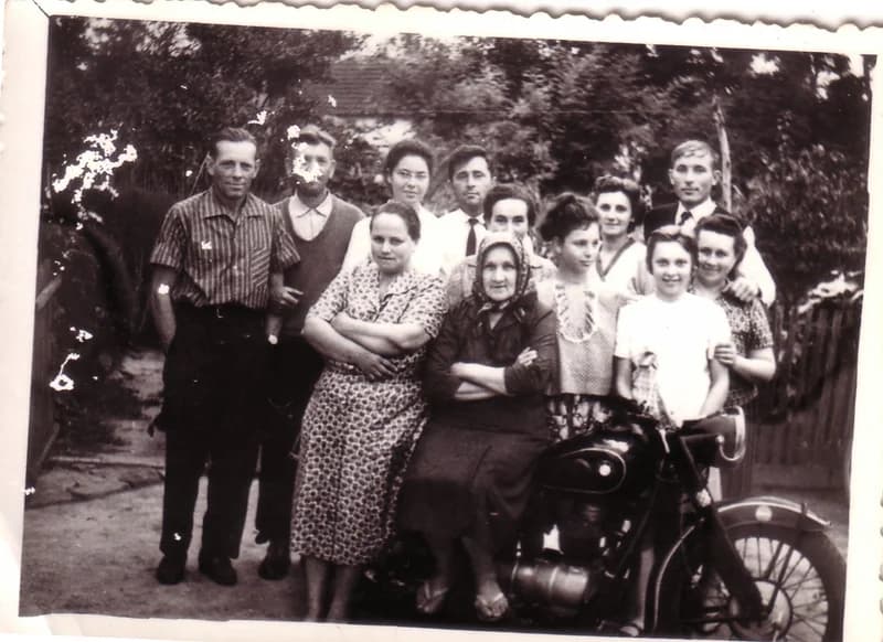 Rokonság a  motorral