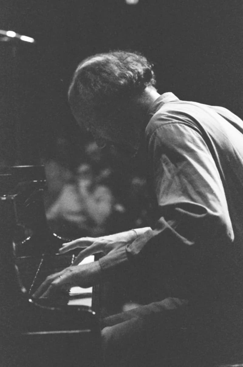 Szabados György /M-Stúdió/