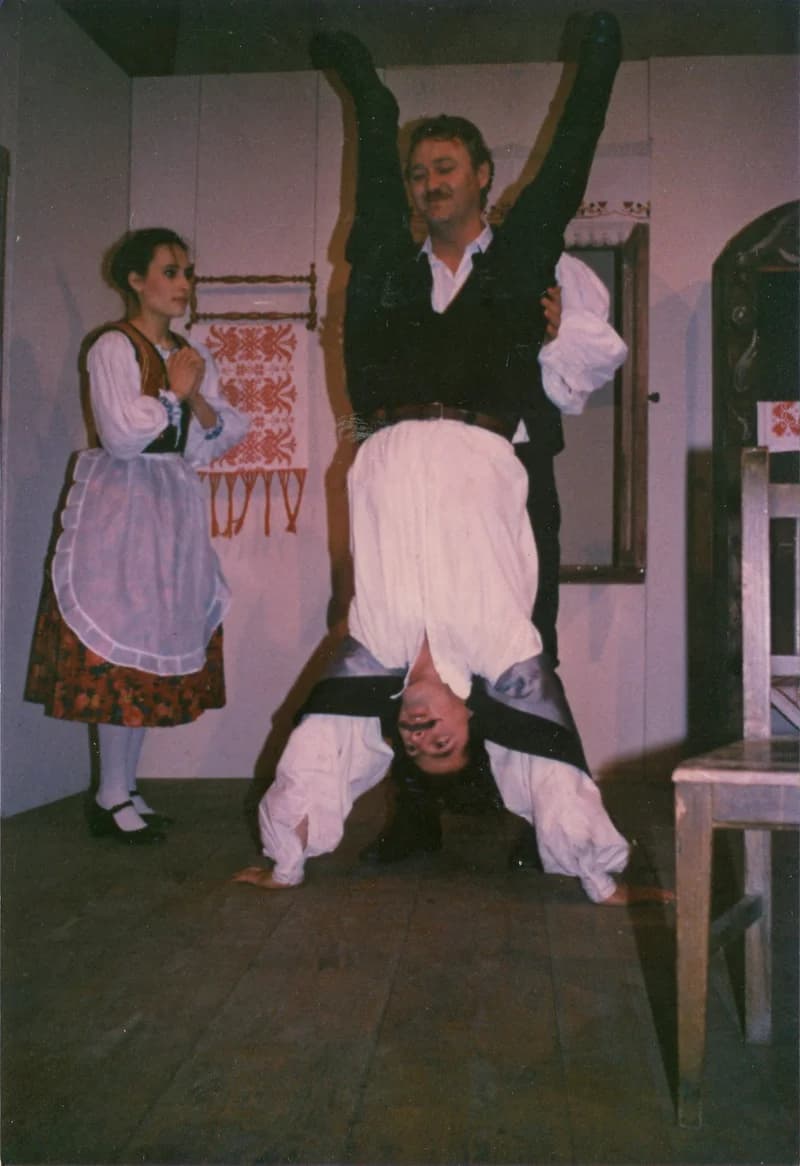 Az egyesület színjátszóinak előadása: Tamási Áron: Énekes madár