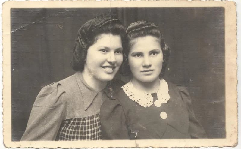 A Rövid lányok portréja