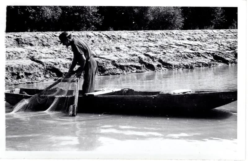 Halász munka közben