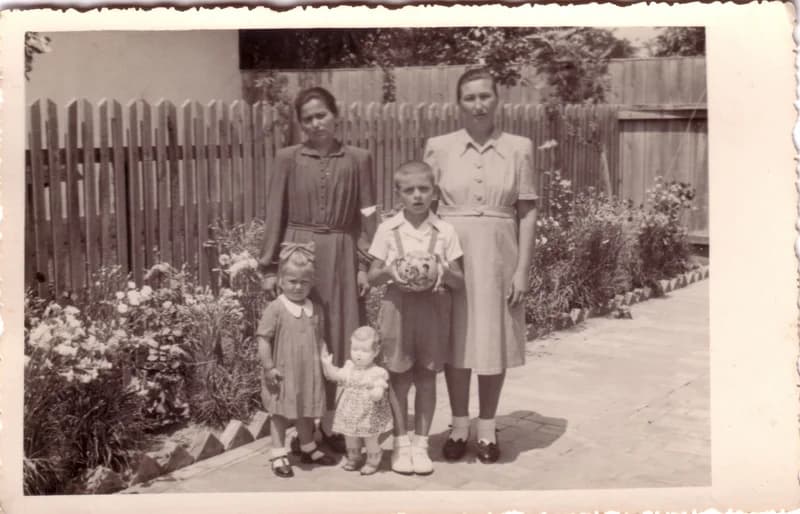 Asszonyok, gyerekek, játékok