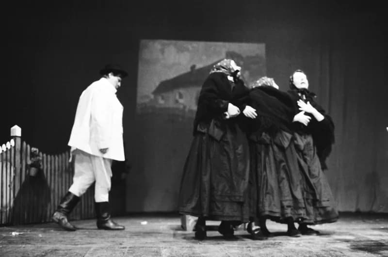 Tóth E.: A falu rossza, avagy a negyedik ablak /r.: Hernyák Gy./