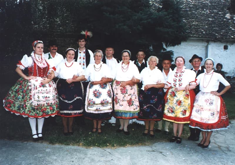 A Móricz Zsigmond Magyar Művelődési Egyesület tagjai