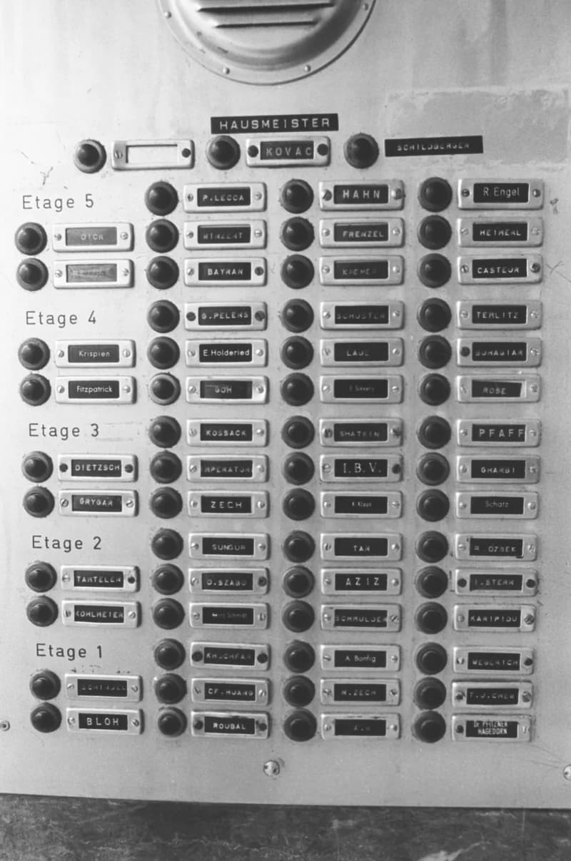 NSZK - Stuttgartban  Göncz Jánosnál