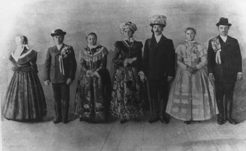 Temerini népviselet a Bács–Bodrog vármegye monográfiából