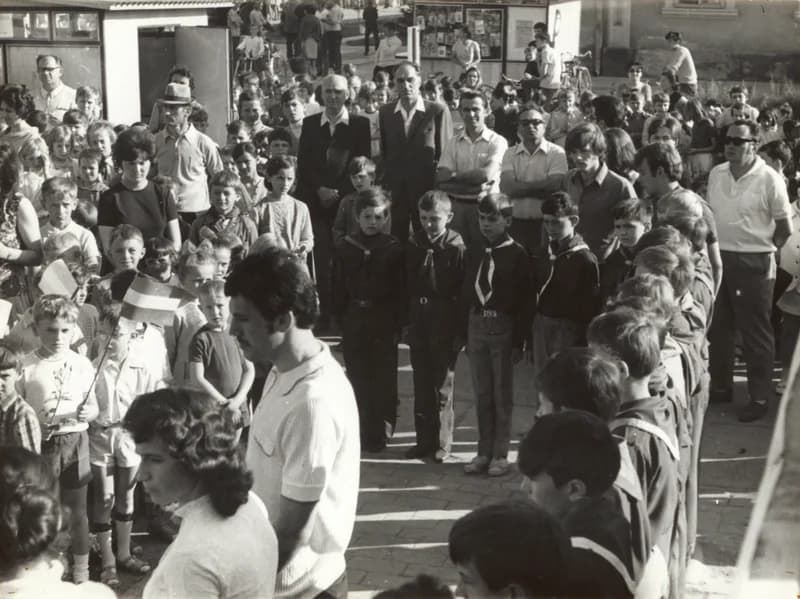 Tito staféta közönsége