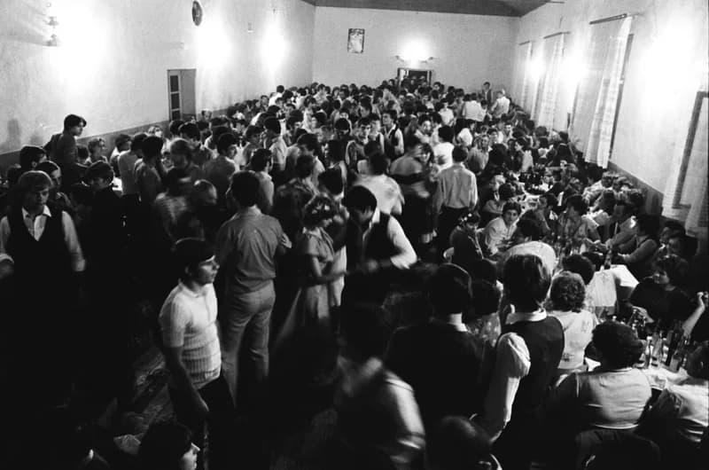 Tánciskola vizsgabál Kispiacon